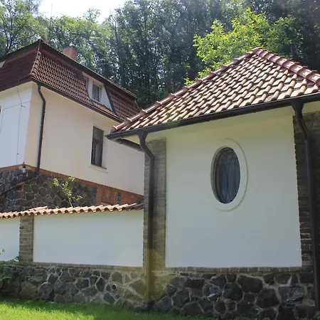 Domek Praha - Zbraslav, U Zamku Exterior photo